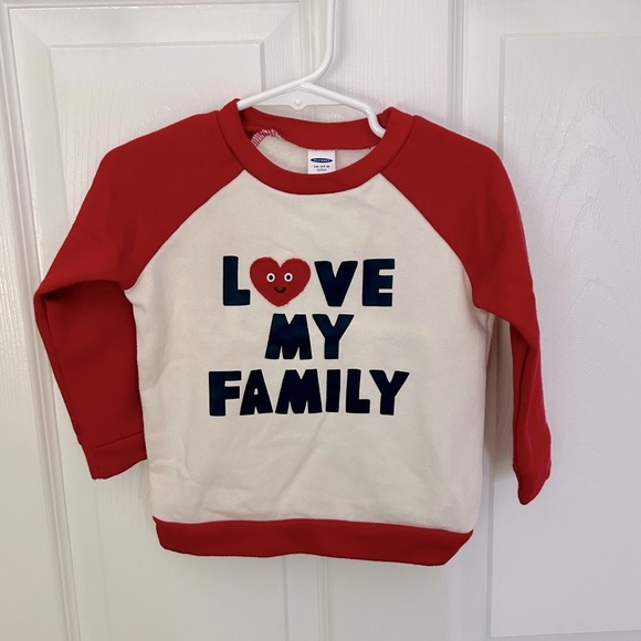 Old Navy Other - 🔥4 for $20🔥 Old Navy Baby Valentines Sweatshirt size 18-24 months